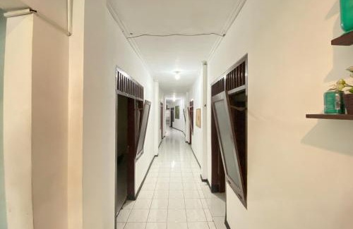 Malang Hotel | Hotel Bintang Mitra RedDoorz
