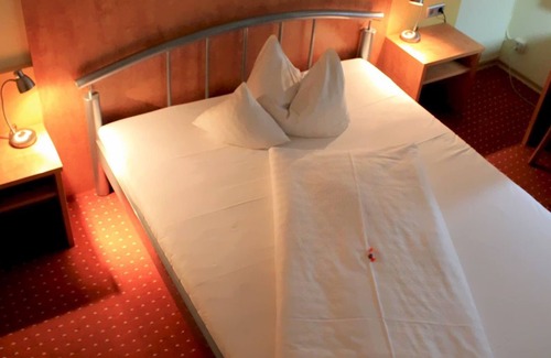 Heusenstamm Hotel | Hotel Birkeneck