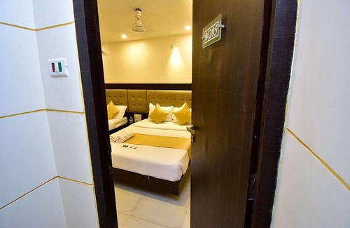 Kurla West Hotel | Hotel BKC Palace Inn
