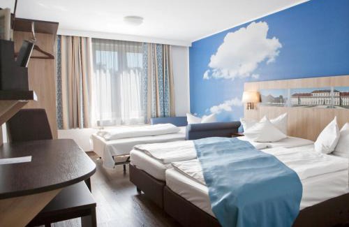 Munchen District Hotel | Hotel Blauer Karpfen