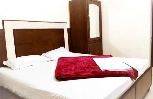 Jalandhar Casa | HOTEL BLESSING INN -- 15Meters from Railway Station -- Jalandhar City -- Family, Couples, Corporate Favorite