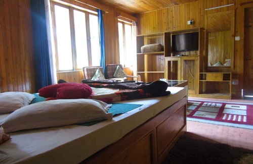 Mirik Hotel | Hotel Blue Lagoon