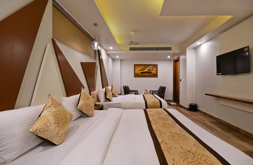 Paharganj Hotel | Hotel Blue Pearl