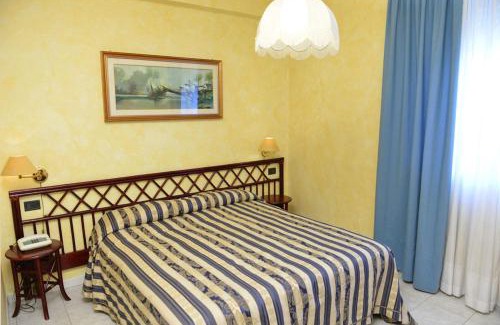 Mesagne Hotel | Hotel Blue Rose's