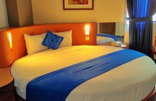 Córpac Hotel | Hotel Blue Star