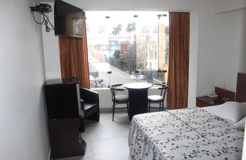 Centro Financiero de San Isidro Hotel | Hotel Bond