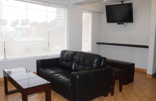 Centro Financiero de San Isidro Hotel | Hotel Bond