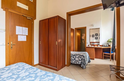 San Lorenzo Hotel | Hotel Bonifacio