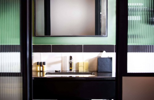 Pere Lachaise Hotel | Hotel Bridget