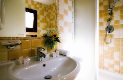 Tor Sapienza Hotel | Hotel Bright