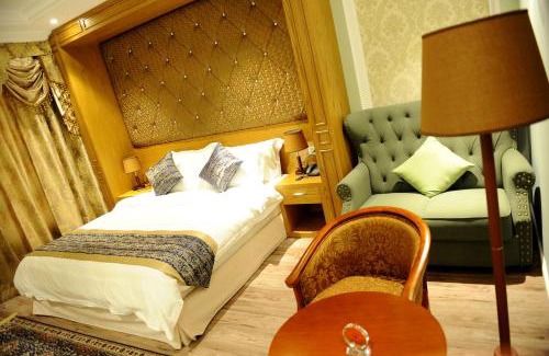 Kamez Hotel | Hotel Britania
