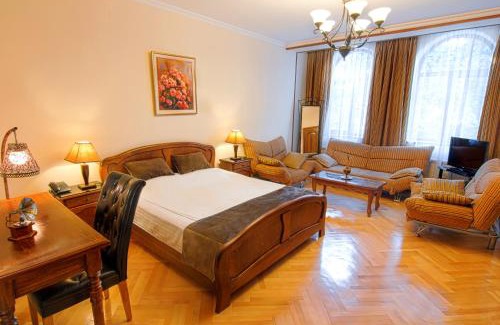 Vera Hotel | Hotel British House