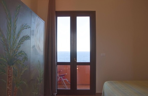 Pantelleria Hotel | Hotel Bue Marino