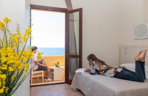 Pantelleria Hotel | Hotel Bue Marino