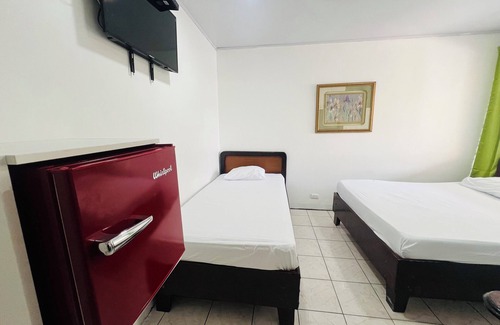 Jacó Hotel | Hotel Cabinas El Coral