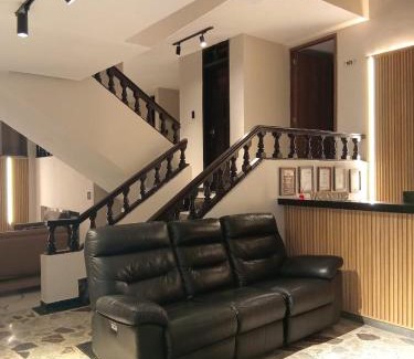 Pereira Hotel | HOTEl CAFE BOUTIQUE