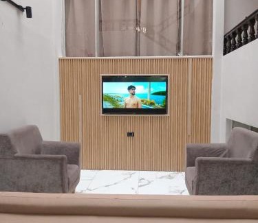 Pereira Hotel | HOTEl CAFE BOUTIQUE