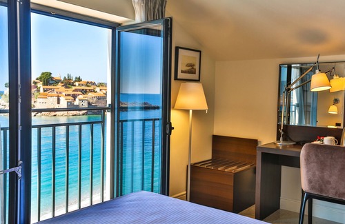 Sveti Stefan Hotel | Hotel California by Aycon