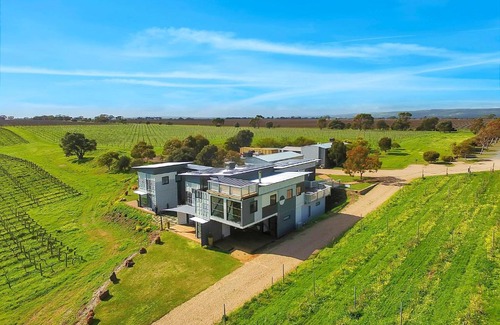 Tatachilla Hotel | Hotel California Road at Inkwell Wines