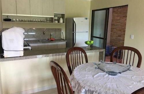 Maria Auxiliadora Casa | Hotel Canariu's Gravatá - Flat térreo com duas suítes (até 8 pessoas)