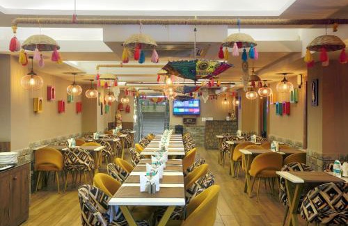 South West Hotel | Hotel Cardinal Express Oxmo Delhi Airport With One Way Airport Transfr Free