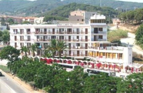 Canet de Mar Hotel | Hotel Carlos
