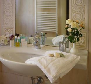 Santa Croce Hotel | Hotel Carlton Capri