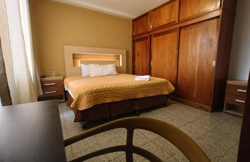 Zona 13 Hotel | Hotel Casa Blanca Inn