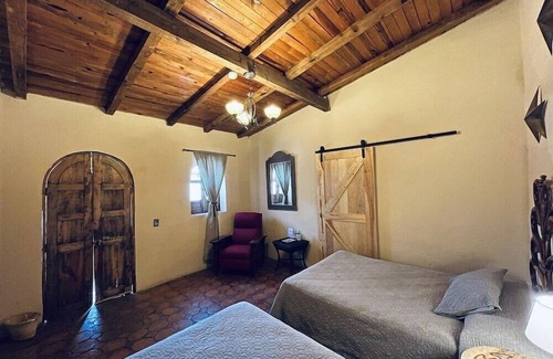 Bernal Hotel | Hotel Casa Fernali
