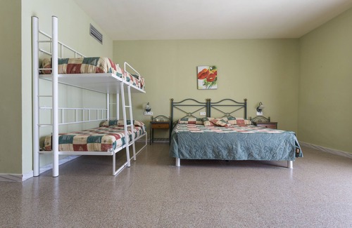 Empuriabrava Hotel | Hotel Castell Blanc