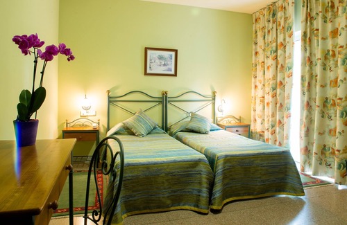 Empuriabrava Hotel | Hotel Castell Blanc
