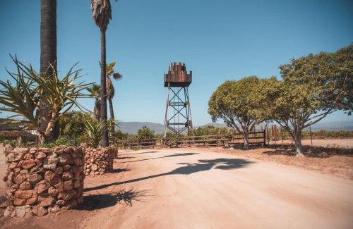 Valle de Guadalupe Hotel | Hotel Castillo Ferrer