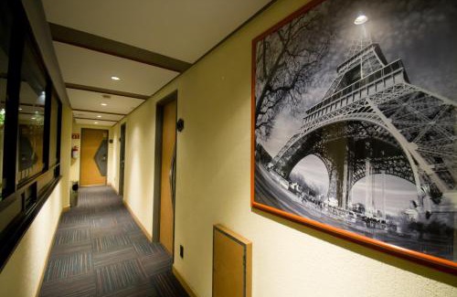 Cuauhtémoc Hotel | Hotel Catalina