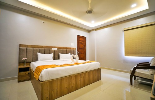 Kachiguda Hotel | Hotel Ceasta, Next US Consulate Hyderabad, Gachibowli