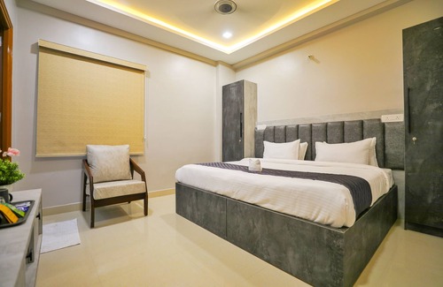 Kachiguda Hotel | Hotel Ceasta, Next US Consulate Hyderabad, Gachibowli