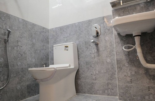 Kachiguda Hotel | Hotel Ceasta, Next US Consulate Hyderabad, Gachibowli