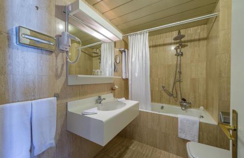Les Eaux-Vives Hotel | Hotel Century