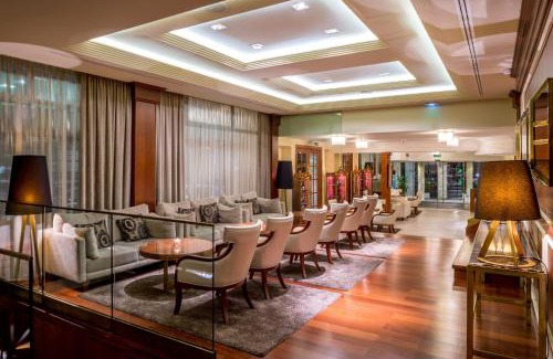 Les Eaux-Vives Hotel | Hotel Century