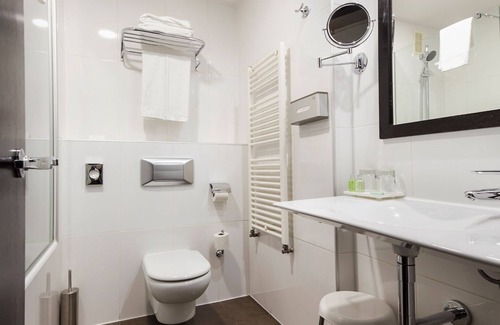 Bucharest City-Centre Hotel | Hotel CH Bucharest