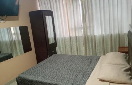 Distrito de Cerro Colorado Hotel | Hotel Chachani cochera