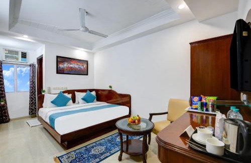 Paharganj Hotel | Hotel Chanchal Deluxe - New Delhi Train Station
