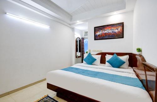 Paharganj Hotel | Hotel Chanchal Deluxe - New Delhi Train Station