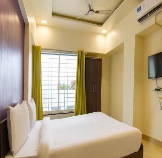 Aundh Casa | Hotel Chanda place