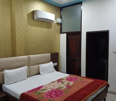 Chandigarh Hotel | Hotel Chandigarh Inn