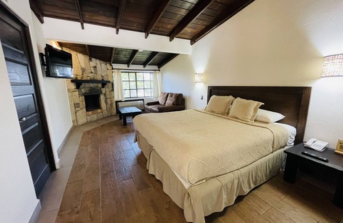 San Pedro Garza García Hotel | Hotel Chipinque