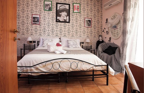 Naples City Centre Hotel | Hotel Cine Holiday