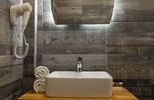 Pristina Hotel | Hotel City Star