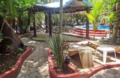 Tohoku Casa | COCOS CABANAS, KING BUNGALOW, a 4 millas de Playa del Carmen, a 1 milla de la playa