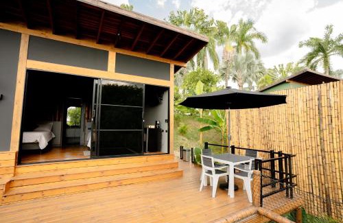 Cartago Otro | Hotel Colina Dorada