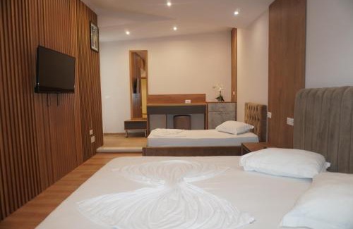 Kamez Complejo | Hotel Colis